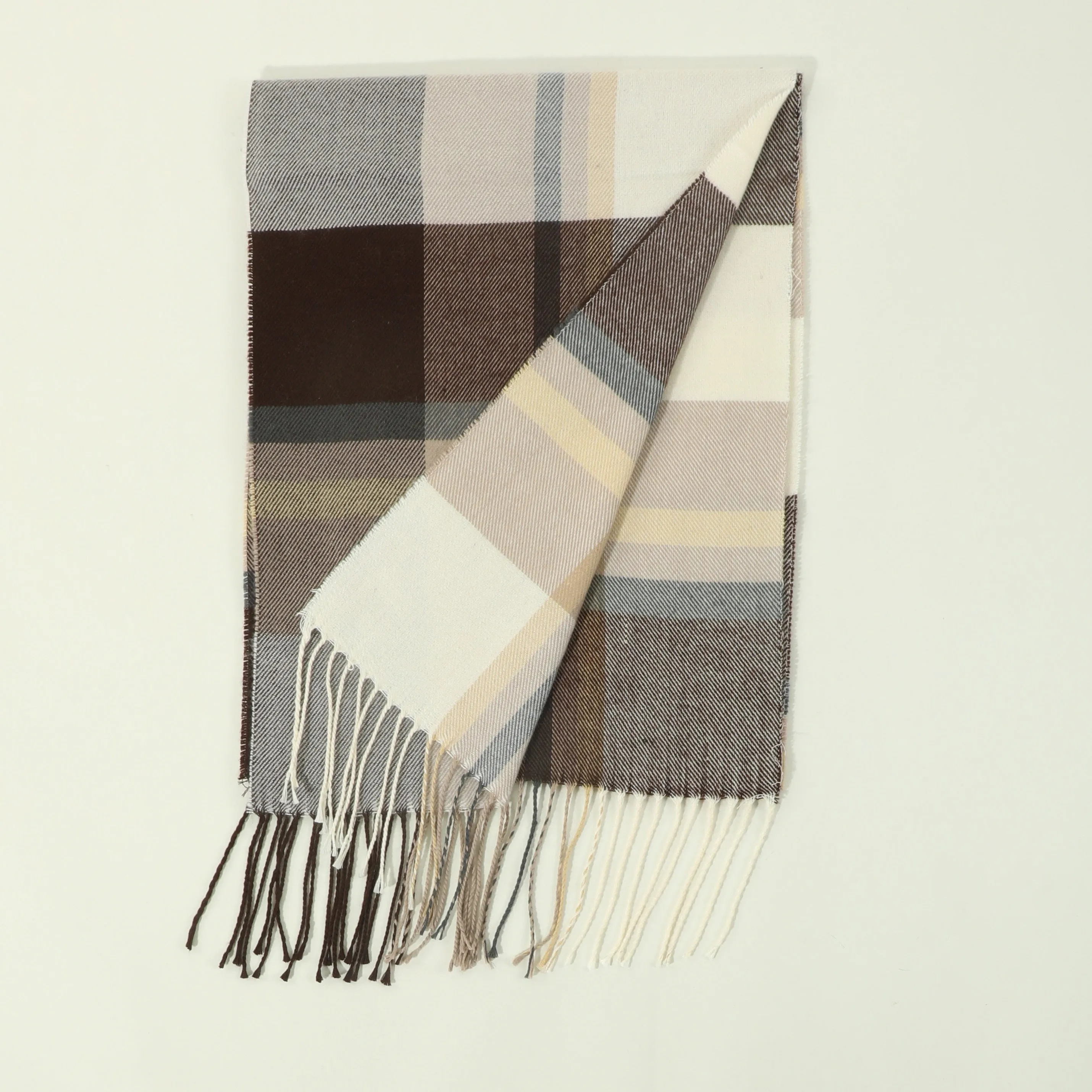 1pc Men's Fashion Retro Style Autumn And Winter Multi-color Plaid Stripe Tassel Warm Scarf Shawl For Daily OOTD