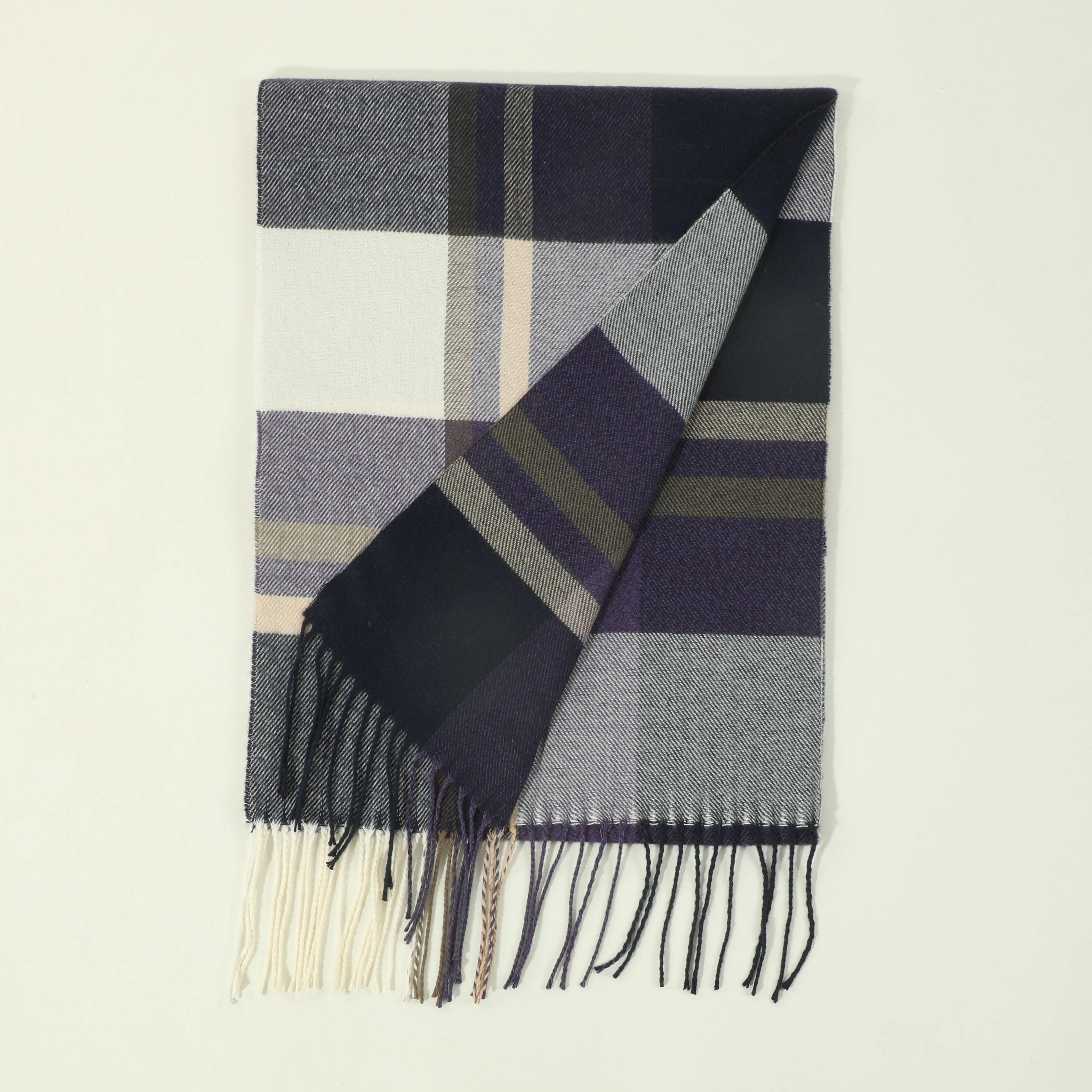 1pc Men's Fashion Retro Style Autumn And Winter Multi-color Plaid Stripe Tassel Warm Scarf Shawl For Daily OOTD