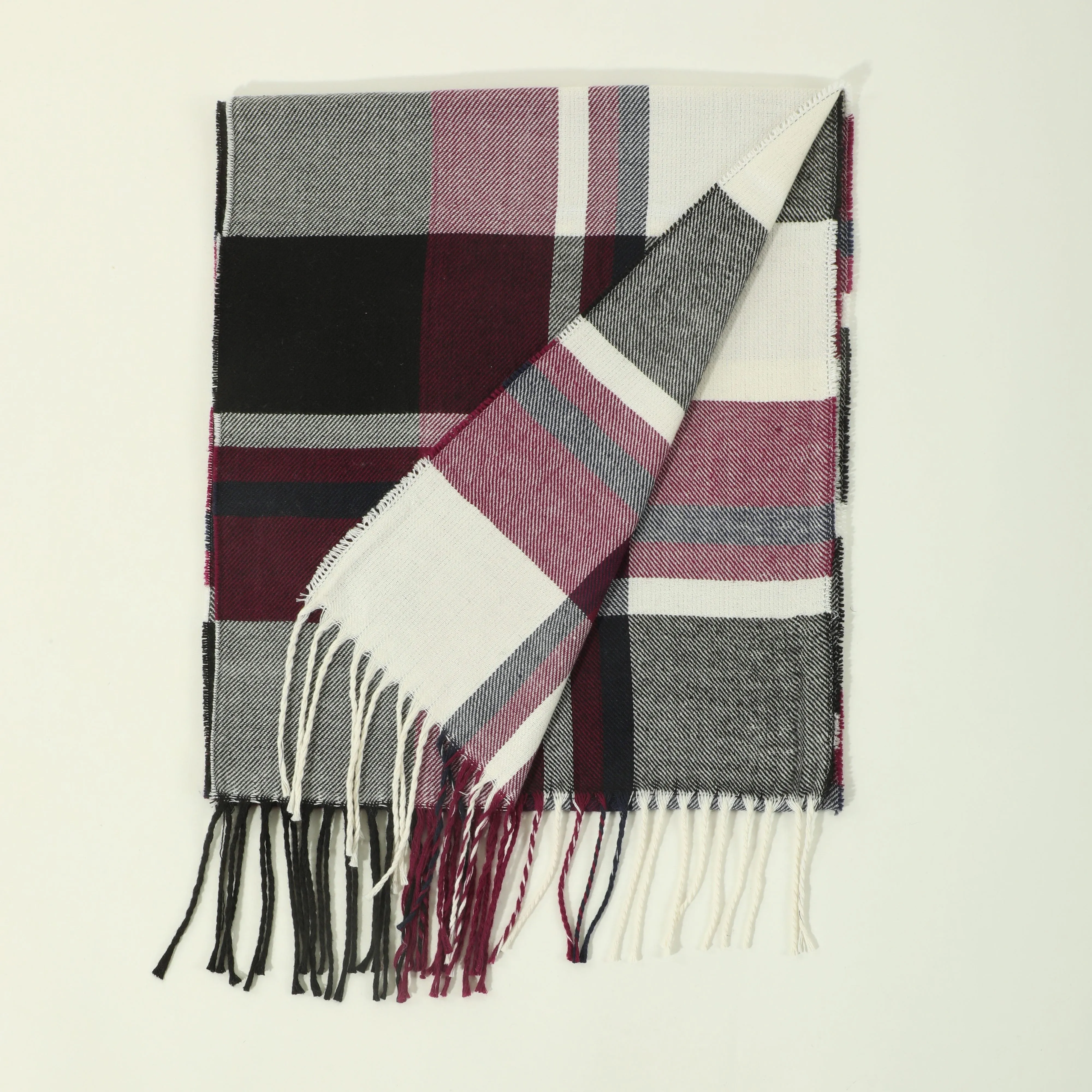 1pc Men's Fashion Retro Style Autumn And Winter Multi-color Plaid Stripe Tassel Warm Scarf Shawl For Daily OOTD