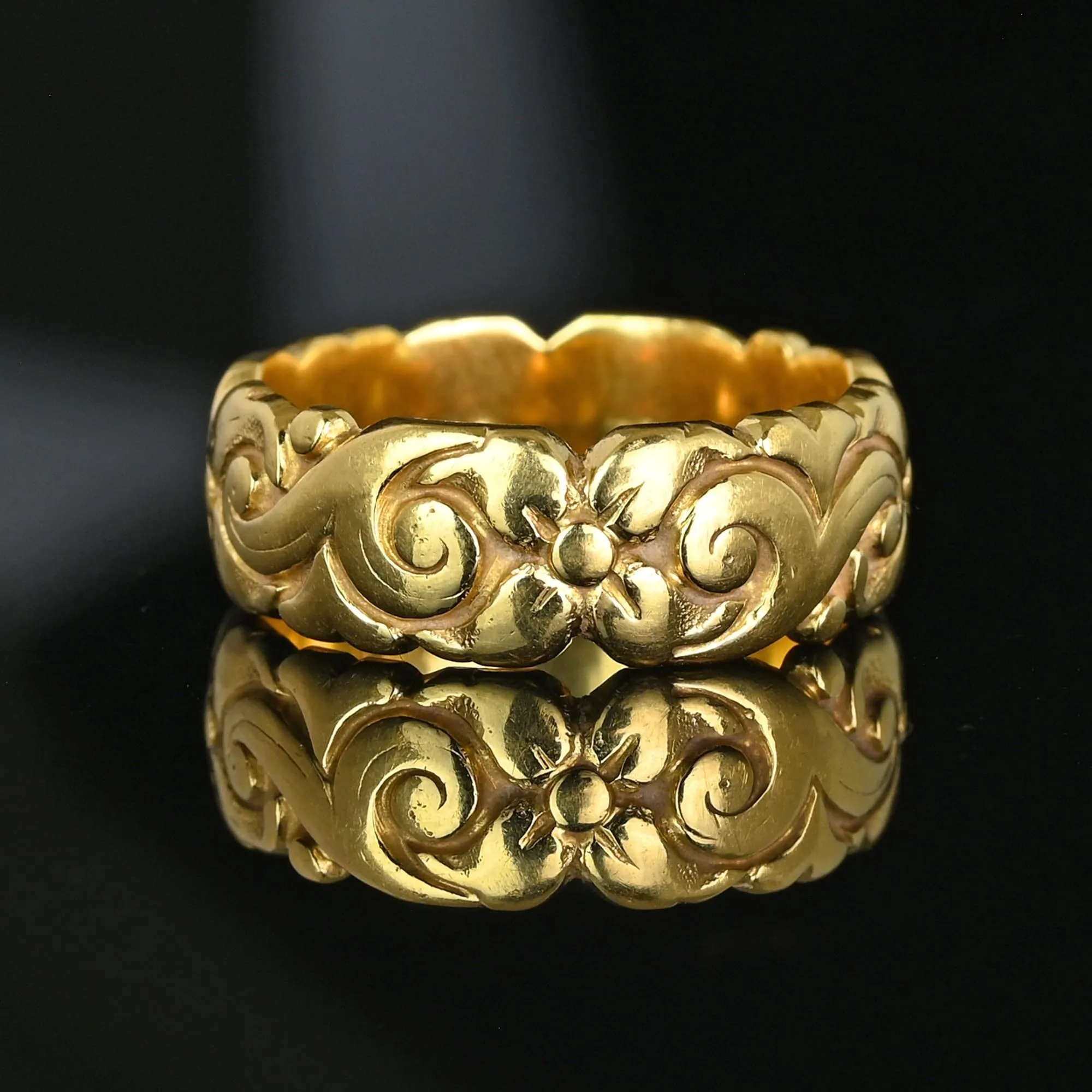 Antique 18K Gold Floral Carved Wide Wedding Ring Band