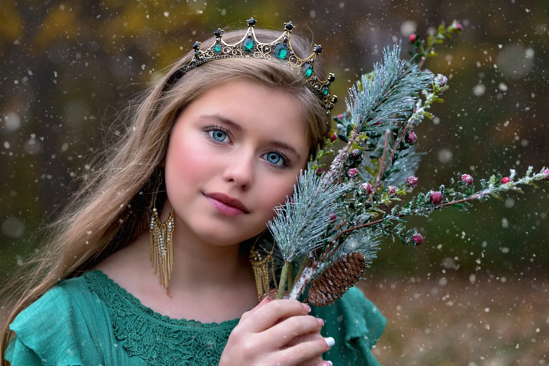 Beguiling Green Crystal Crown