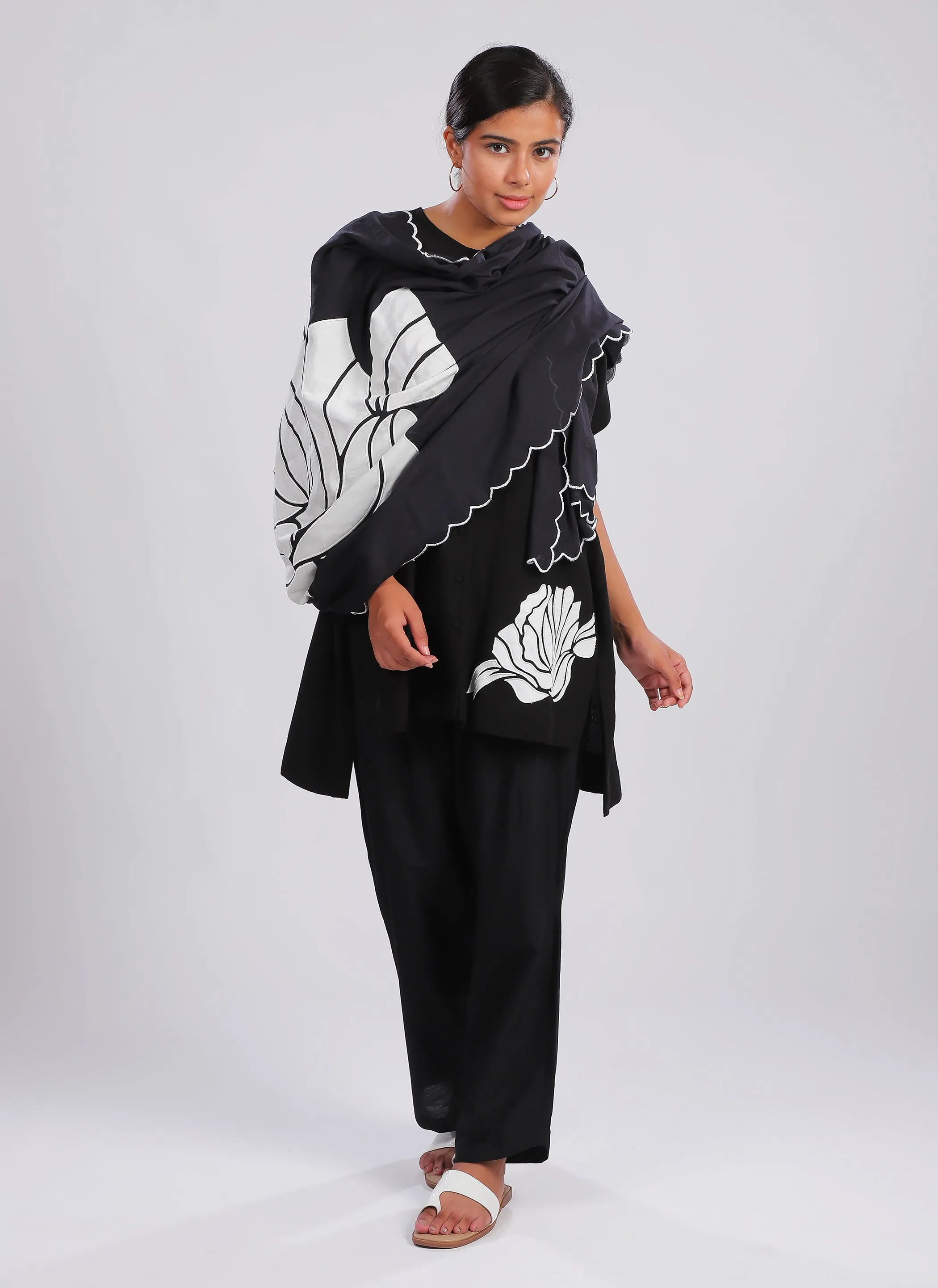 Black Bold Abstract Floral Dupatta