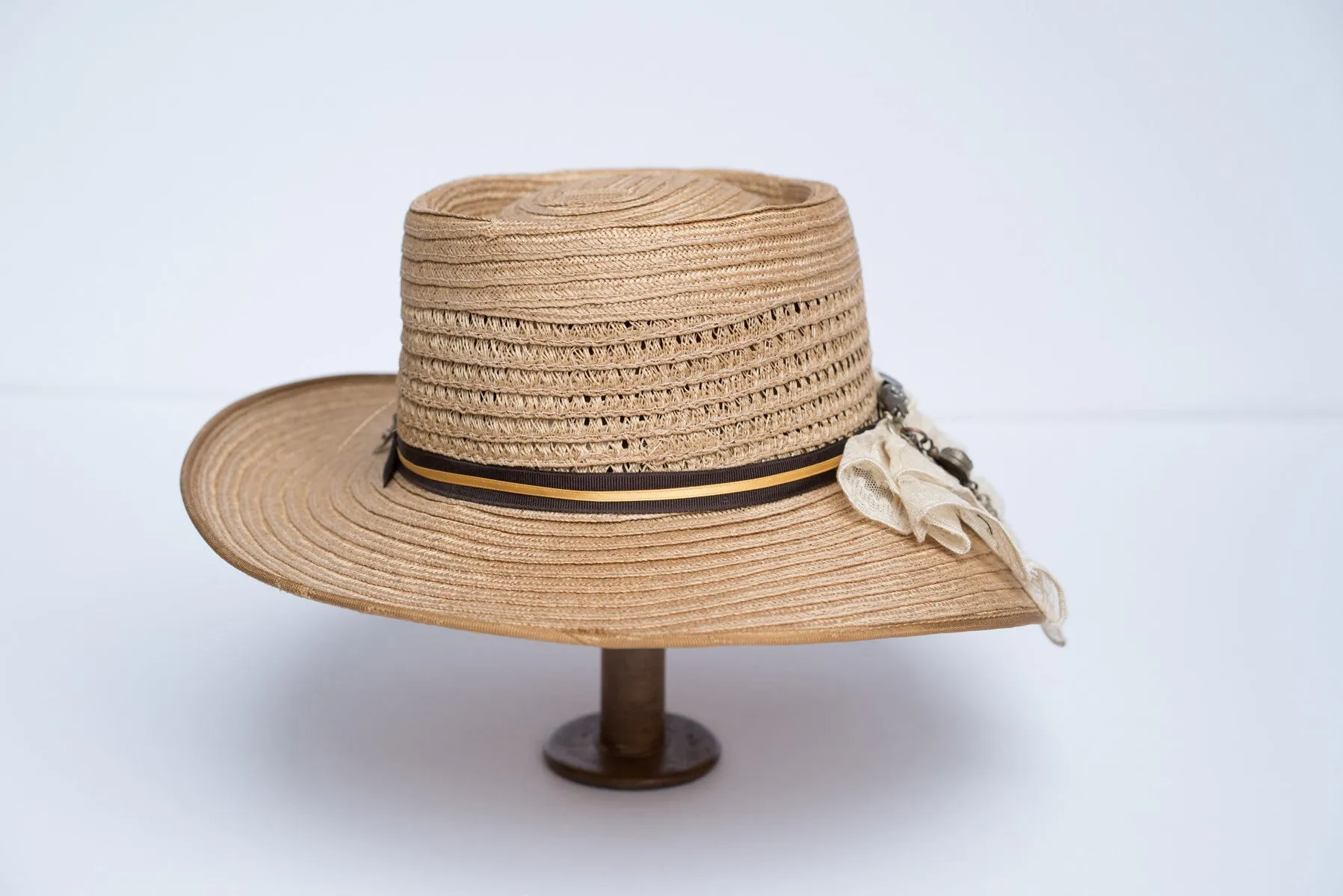 Canotier hat