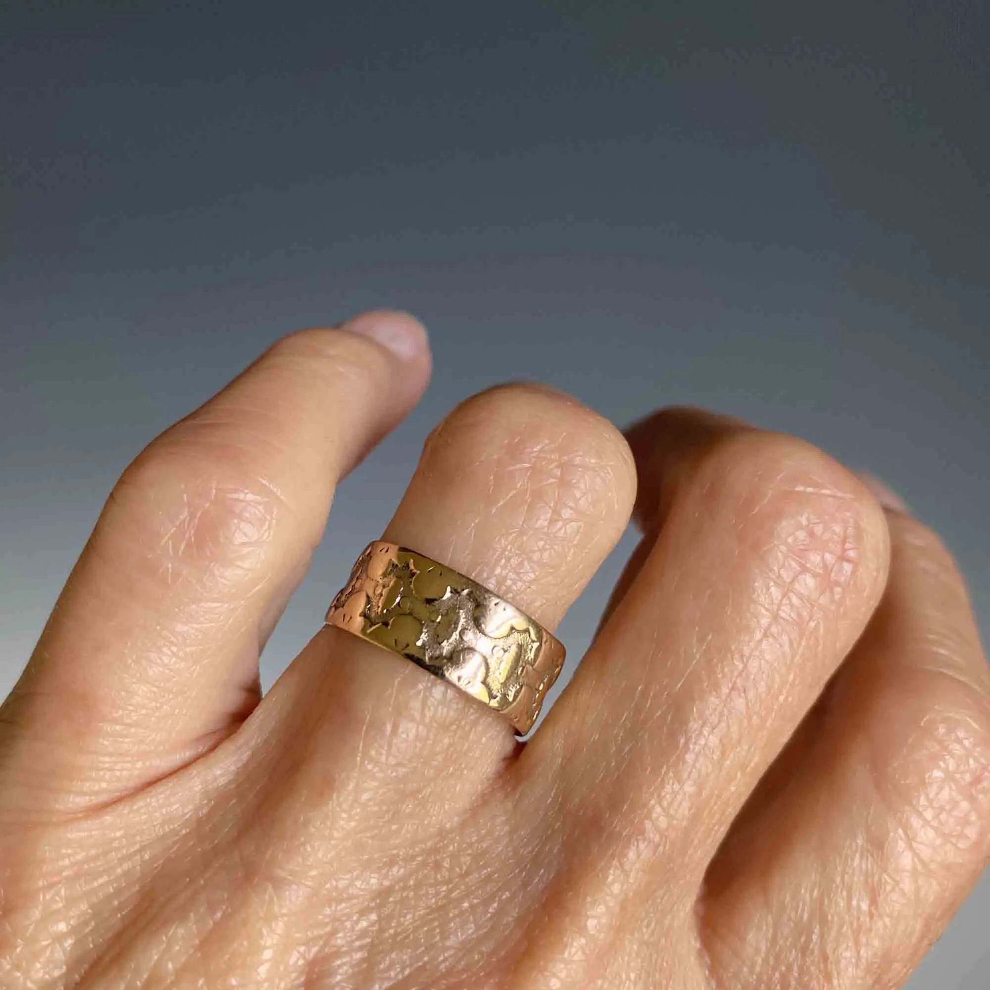 Edwardian Wide Gold Oak Leaf Band Ring