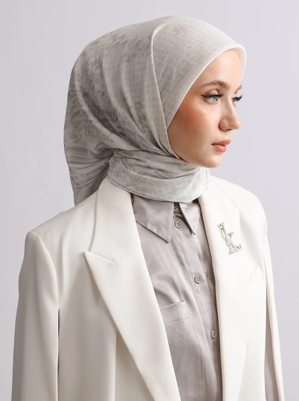 HAMPERS KAMI. X Y.O.U SUNBRELLA WHITE