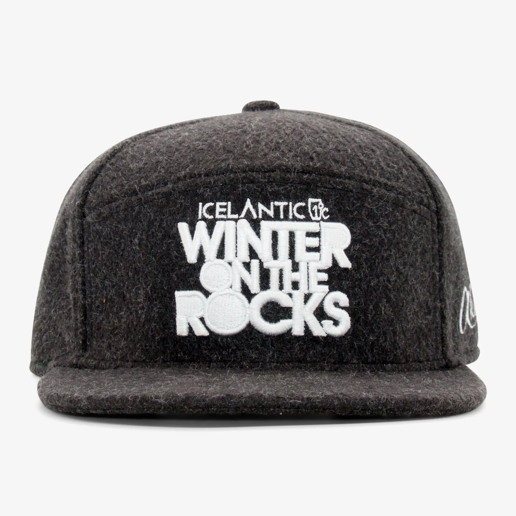 Icelantic X Aksels Winter on The Rocks 2020 Wool Camper