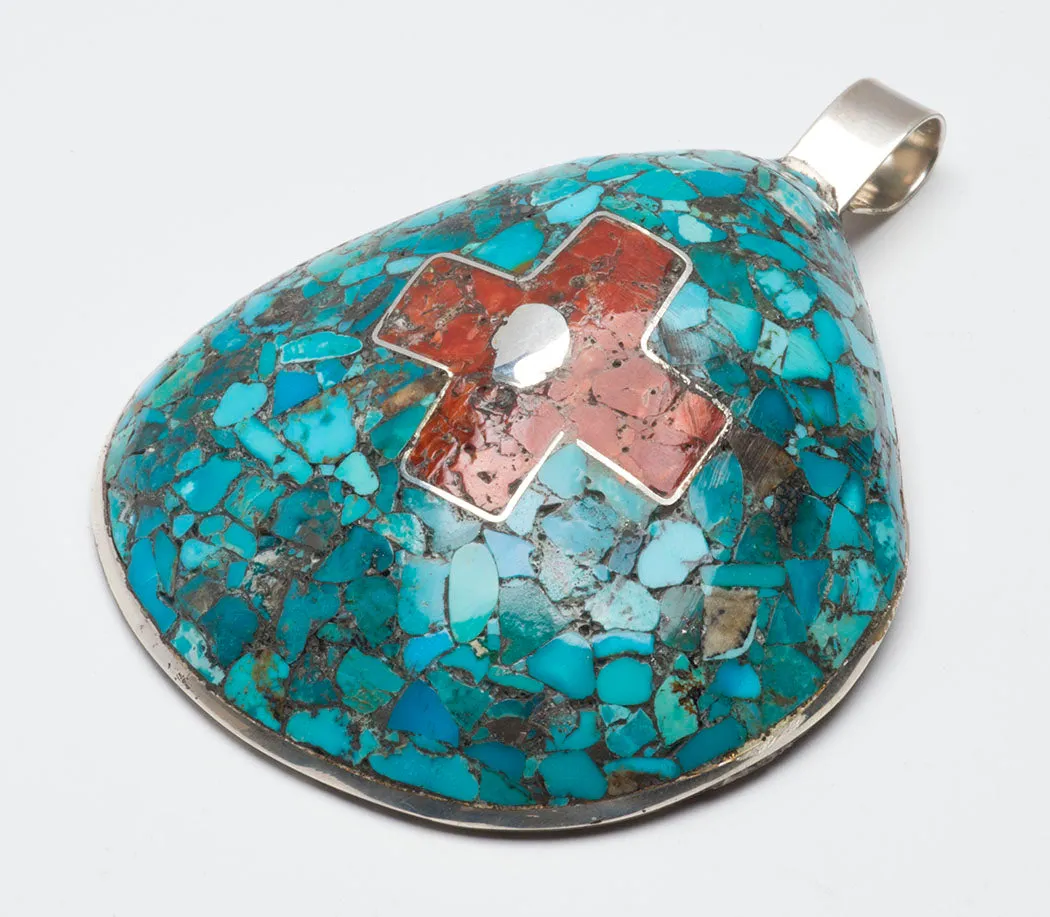 Noble Mosaic Shell Pendant