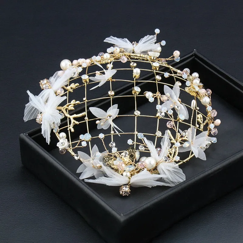 Old-Fashioned Folklore Crown Bonnet