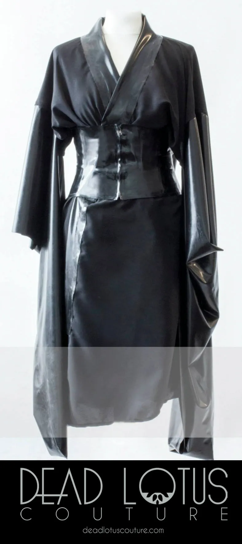 ONNA Yukata Robe Kimono (Fabric & Latex)