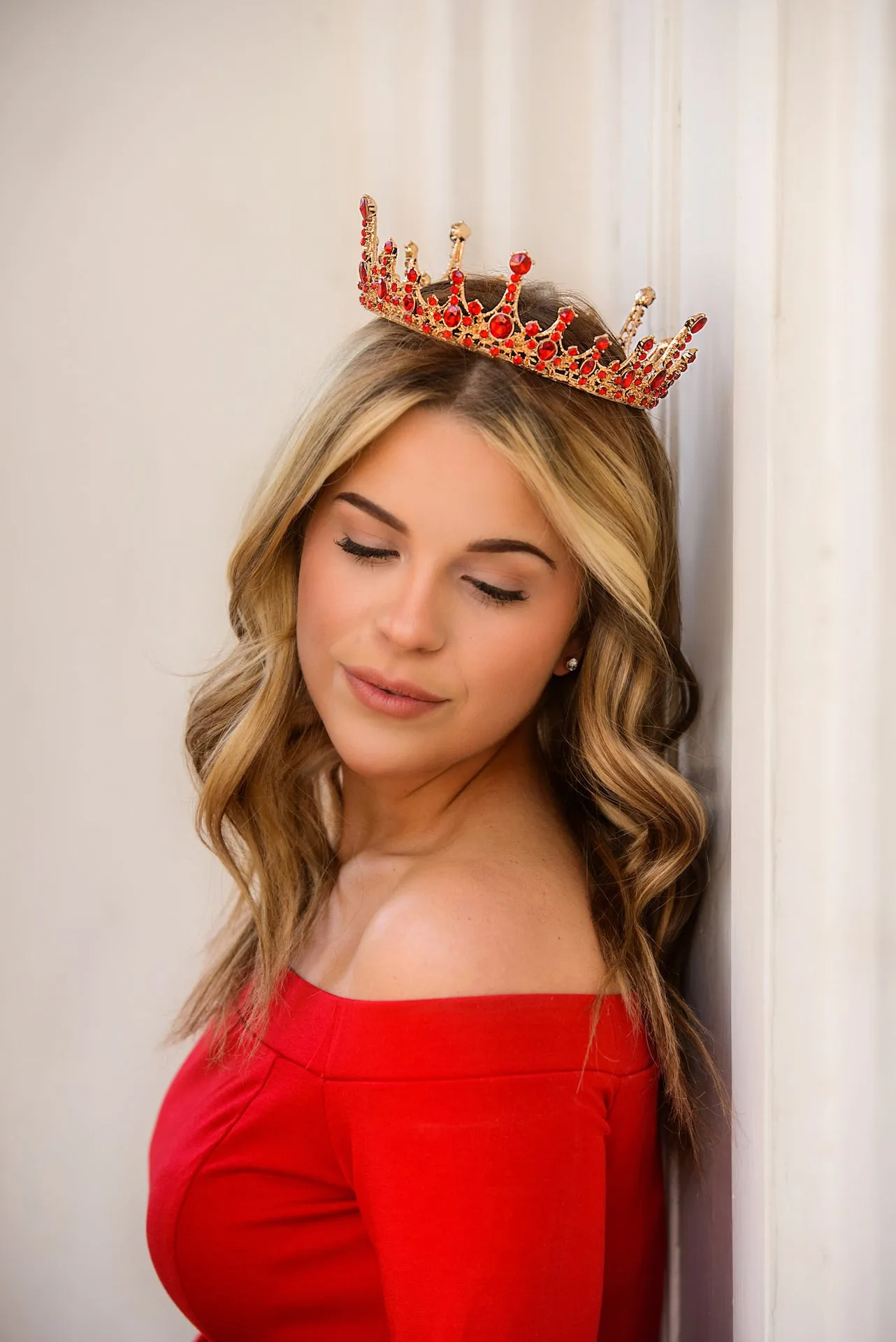 Perfect Royal Vintage Crown