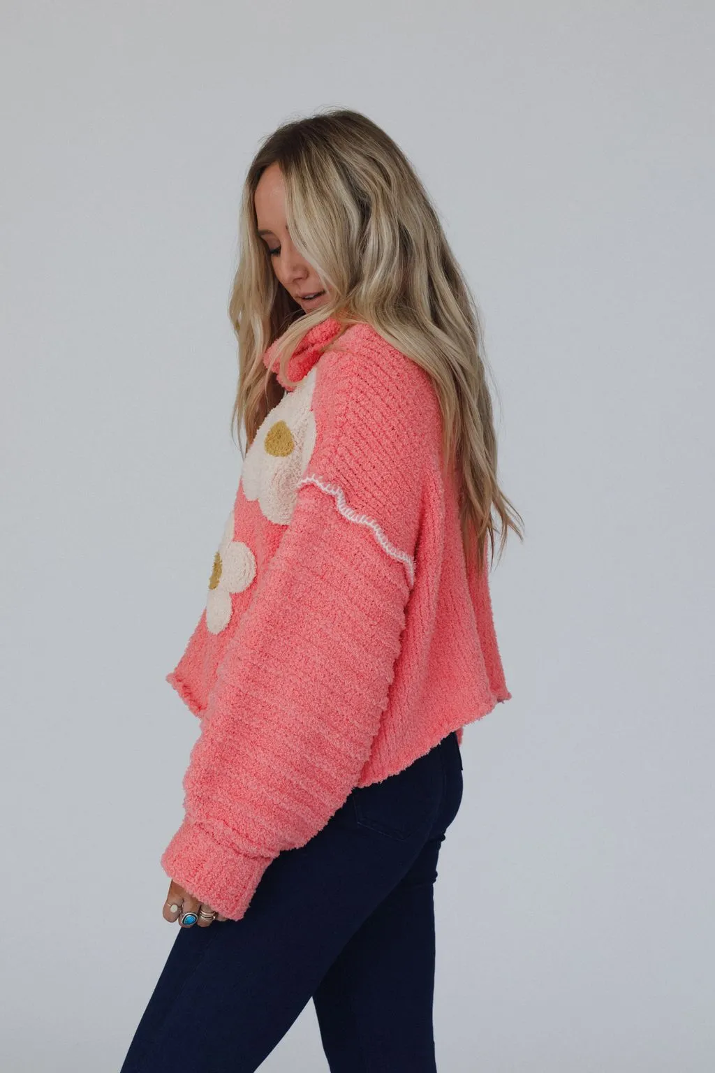 Petal Warmth Sweater - Coral