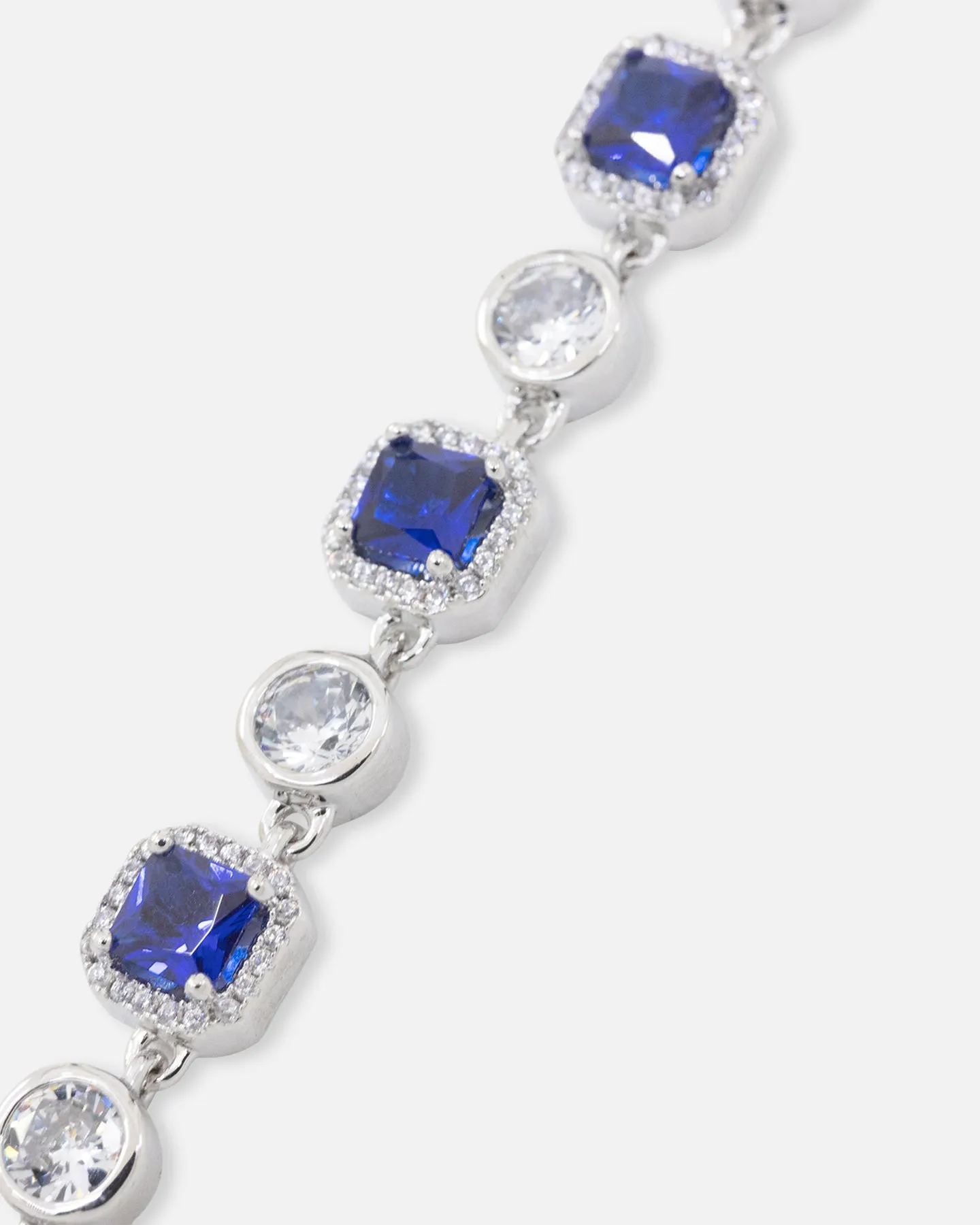 Saint Morta Cushion Cut Brilliant Chain Iced White Gold