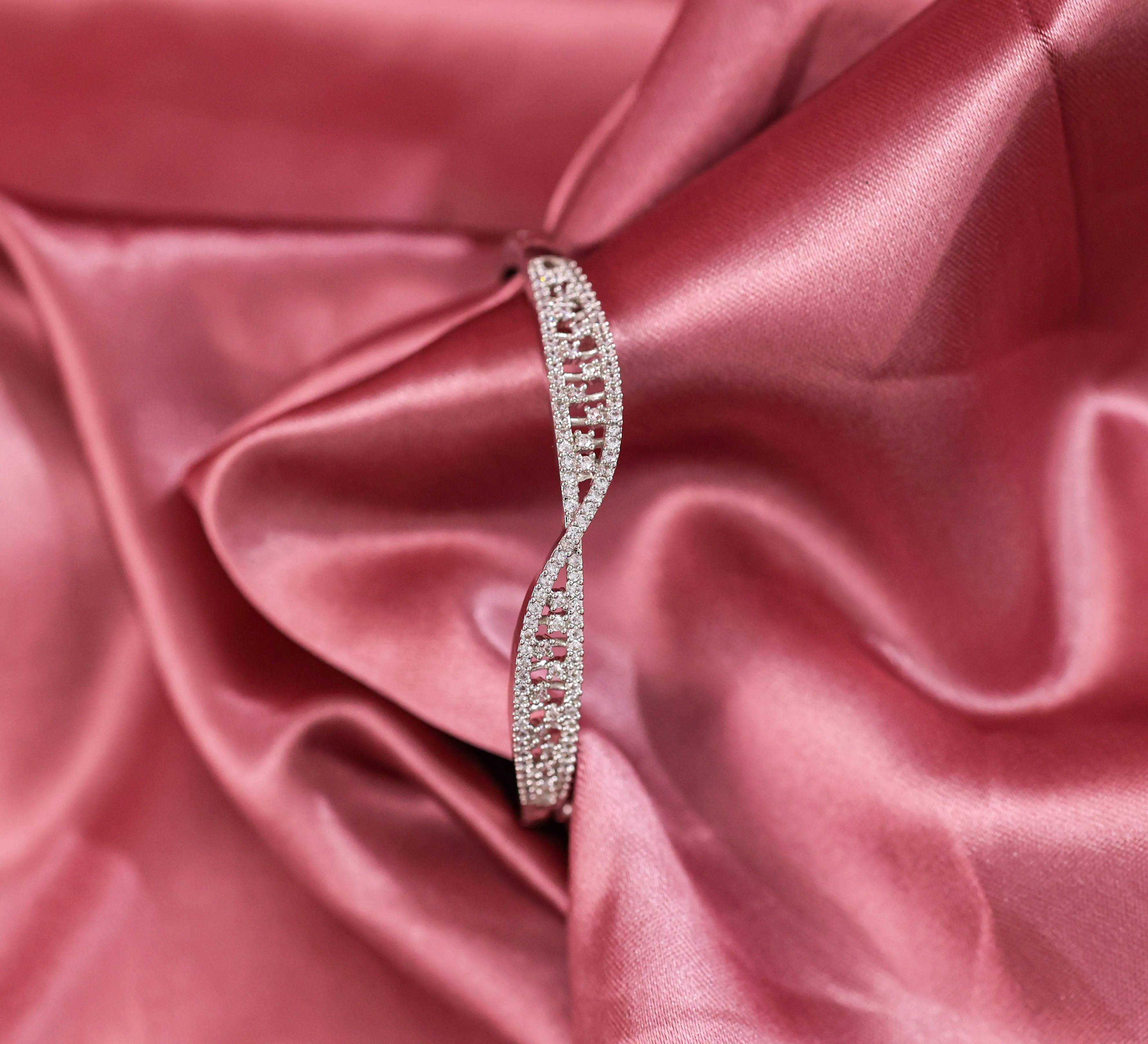 White Rhodium-Plated CZ Stones Bracelet for Women